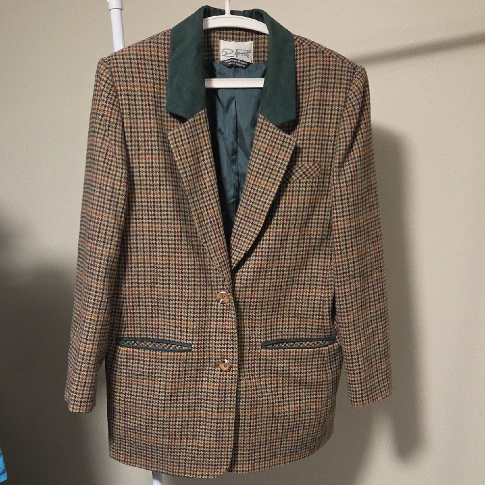Houndstooth Tweed Blazer with Green Velvet Collar - Women's Suit Jacket